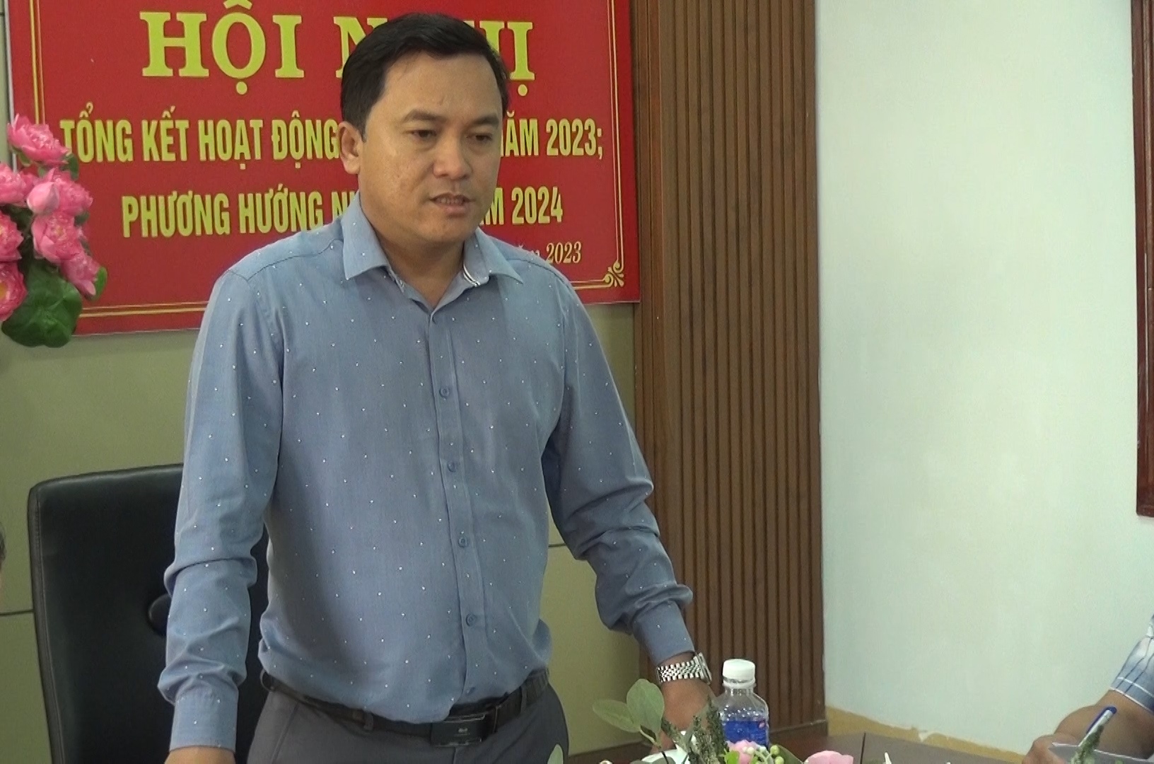 Chủ tịch Công đoàn Cơ quan Chính quyền huyện báo cáo kết quả hoạt động năm 2023 (1)